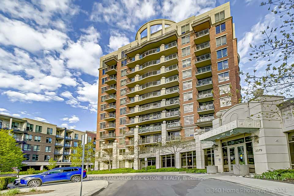 2391 Central Park Drive #702, Oakville, ON L6H 0E4