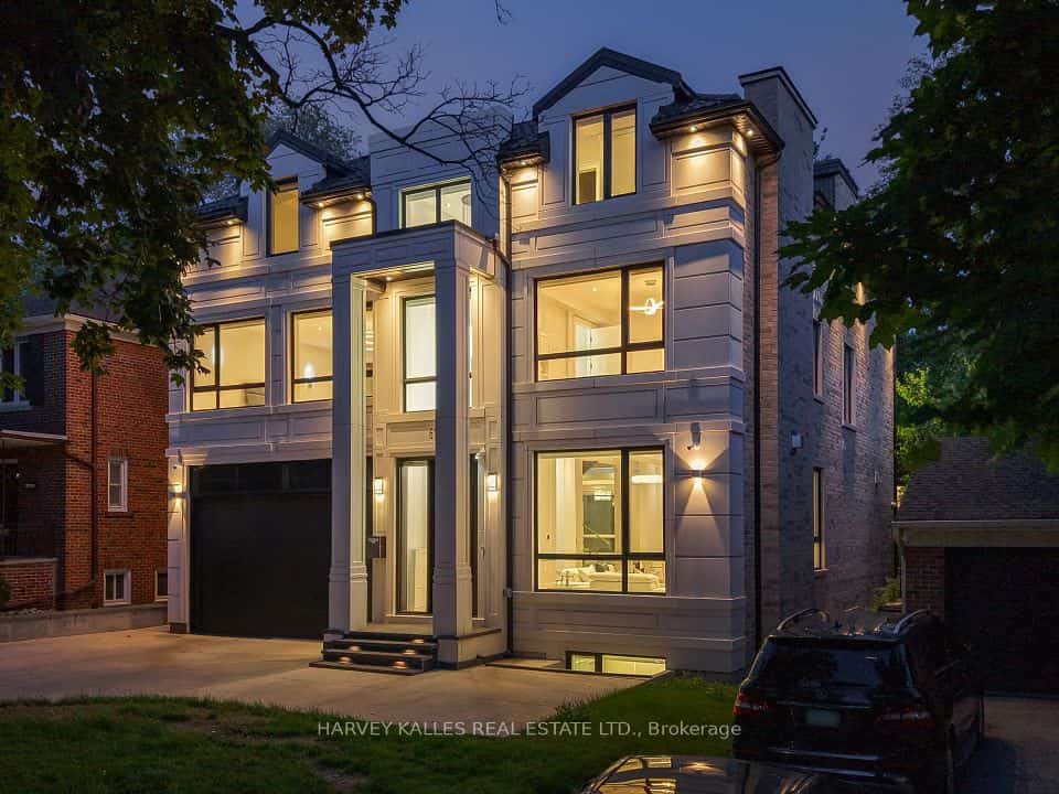 615 Briar Hill Avenue, Toronto, ON M5N 1N4