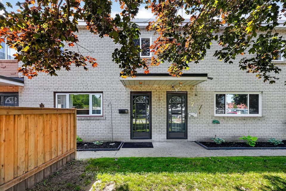 137 Furnace Street #8, Cobourg, ON K9A 2E5