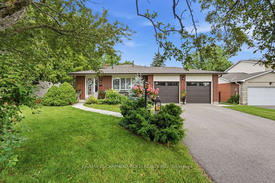 283 W Parkway Drive, Milton, ON L9T 1A7