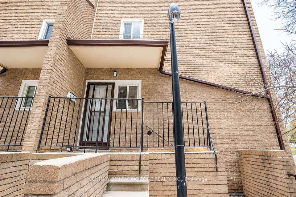 91 Muir Drive #26, Toronto, ON M1M 3T7