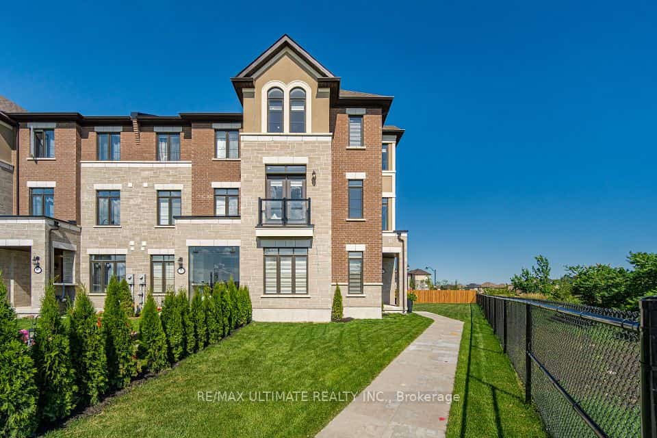299 Inspire Boulevard NE, Brampton, ON L6R 4E6