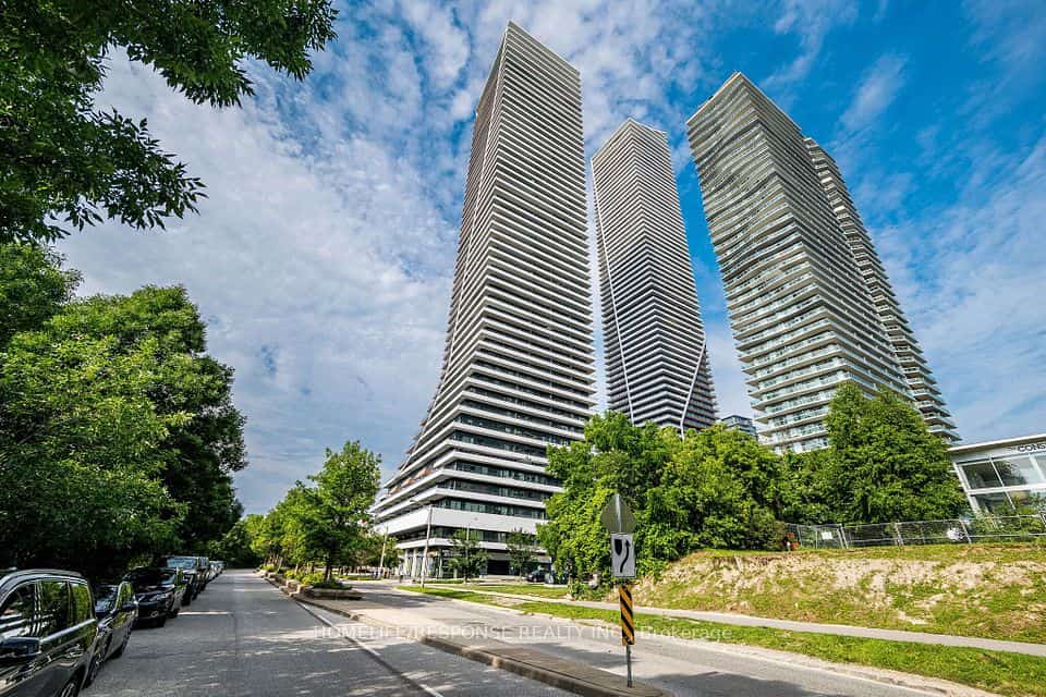 20 SHORE BREEZE Drive #1008, Toronto, ON M8V 0C7