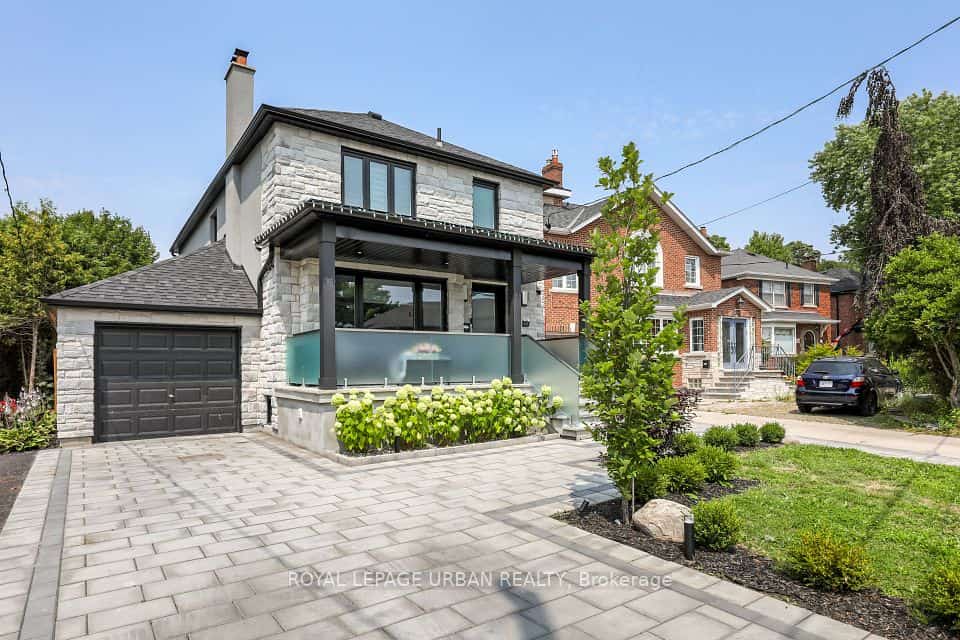 182 Parkview Hill Crescent, Toronto, ON M4B 1R8