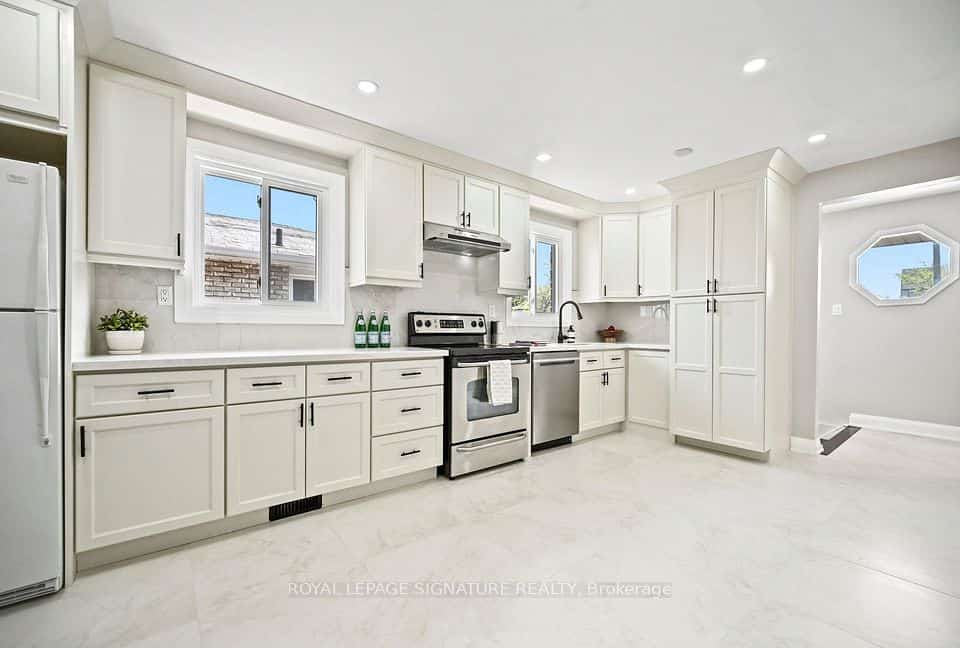 23 Abell Drive, Brampton, ON L5V 2W1