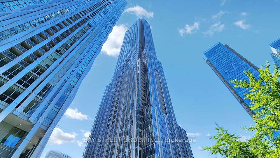 11 Yorkville, Toronto