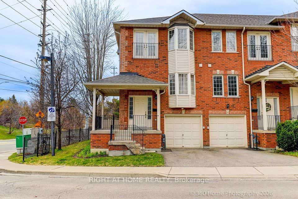 1130 Cawthra Road #2, Mississauga, ON L5G 4V7