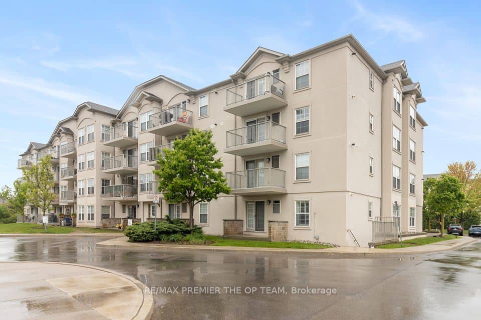 1440 Bishops Gate, Oakville