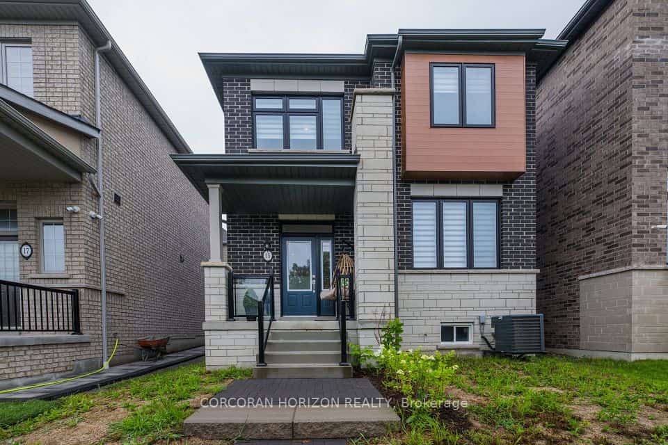15 Mountainside Crescent, Whitby, ON L1R 0P5