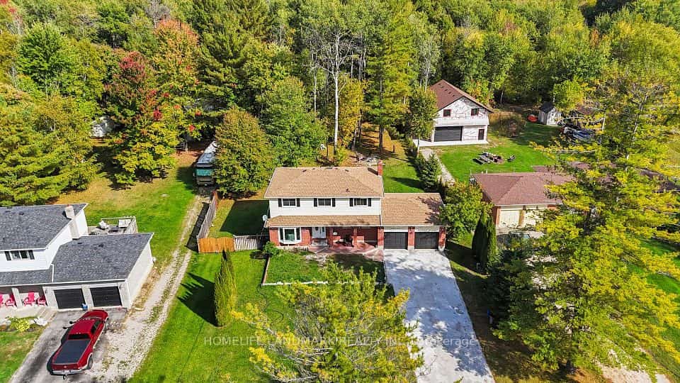 20573 Yonge Street, East Gwillimbury, ON L3Y 4V8