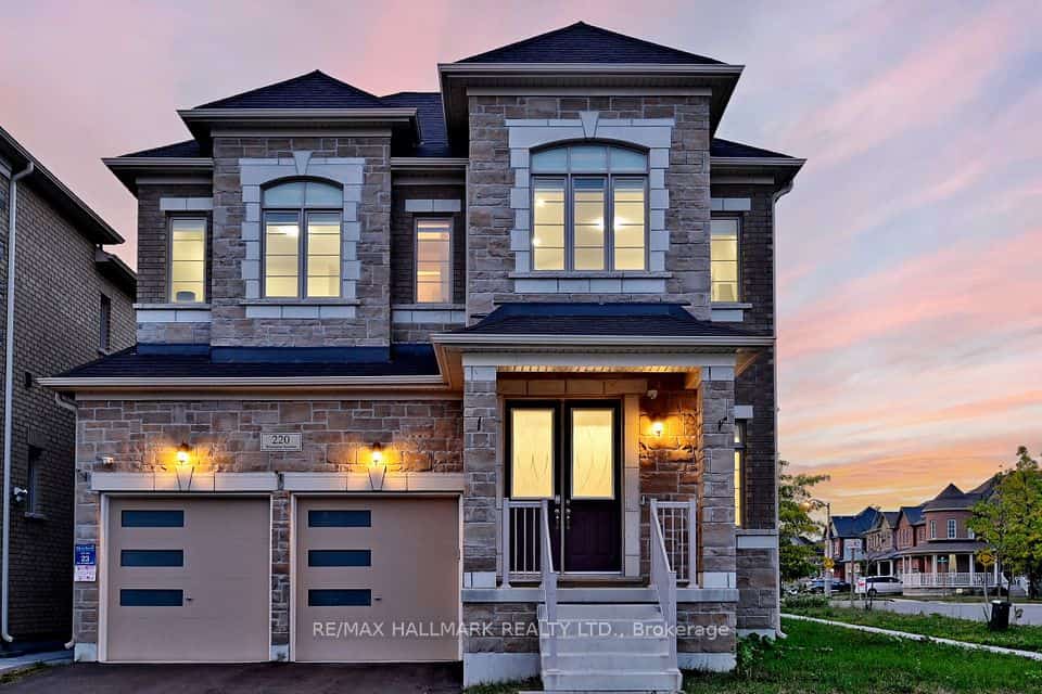 220 Wesmina Avenue, Whitchurch-Stouffville, ON L4A 5A2