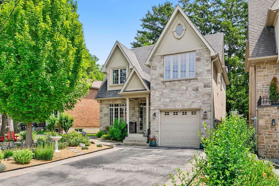 85 PARK Street W, Mississauga, ON L5H 1L2