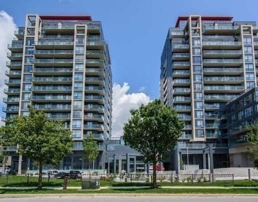 9090 Yonge Street #1608, Richmond Hill, ON L4C 6Z9
