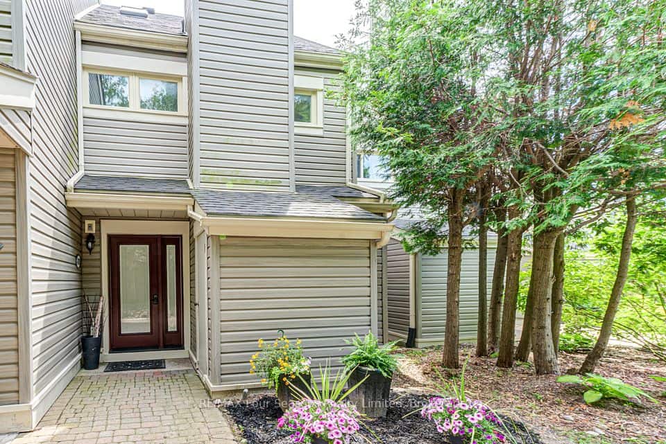 471 Oxbow Crescent, Collingwood, Collingwood