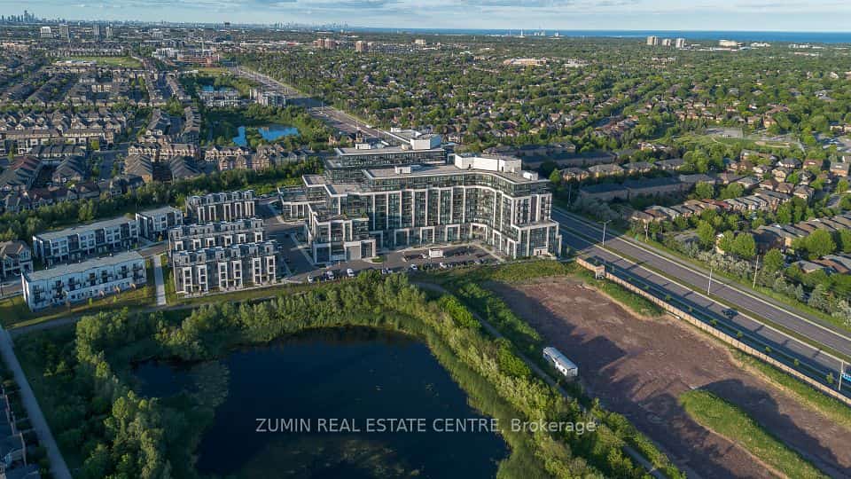 405 Dundas Street W #526, Oakville, ON L6M 5P4