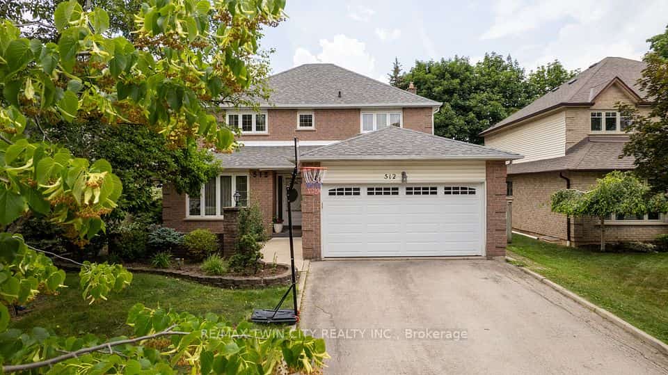 512 Hawthorne Crescent, Milton, ON N9T 4N8