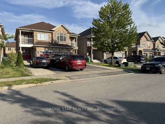 50 Dewridge Court, Brampton, ON L6R 3C1