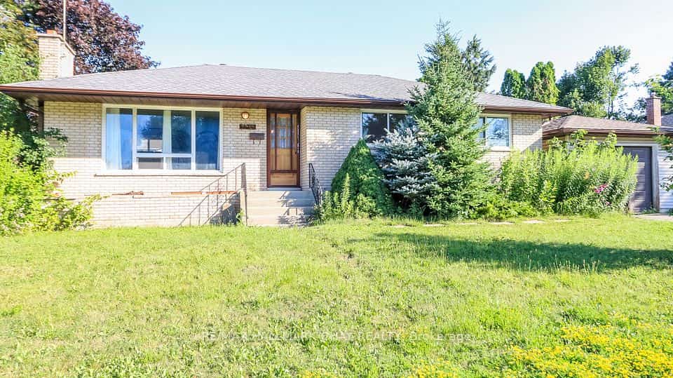 178 Rose Street, Barrie, ON L4N 2T9
