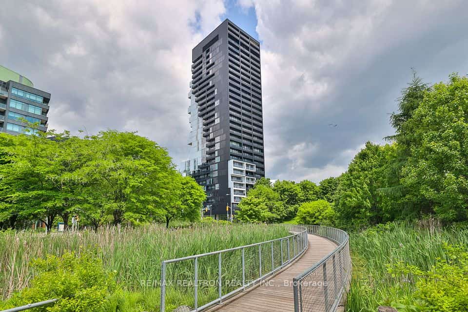 River City Phase 3, Toronto