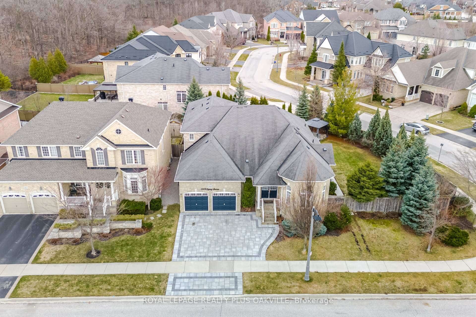3409 Liptay Avenue, Oakville, ON L6M 0M8