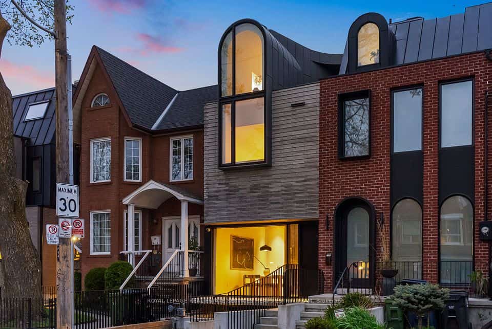44 Foxley Street, Toronto, ON M6J 1R1