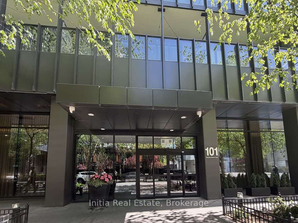 101 Charles Street E #2003, Toronto, ON M4Y 0A9