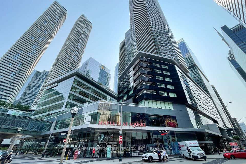 65 Bremner Boulevard #2111, Toronto, ON M5J 0A7