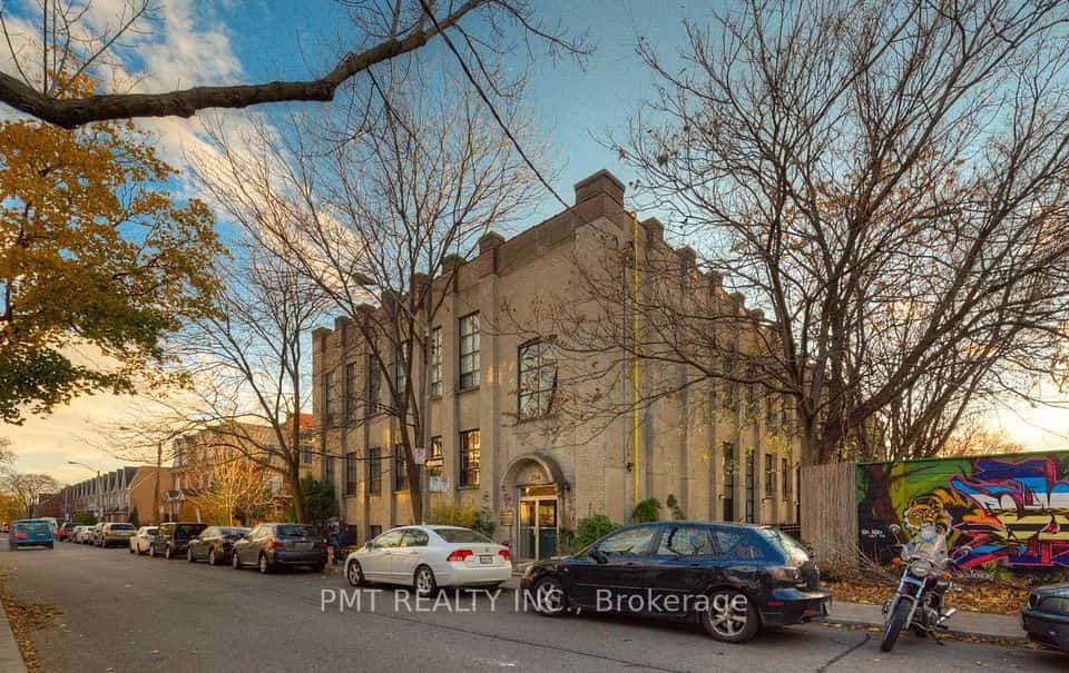 284 St Helens Avenue #124, Toronto, ON M6H 4A4