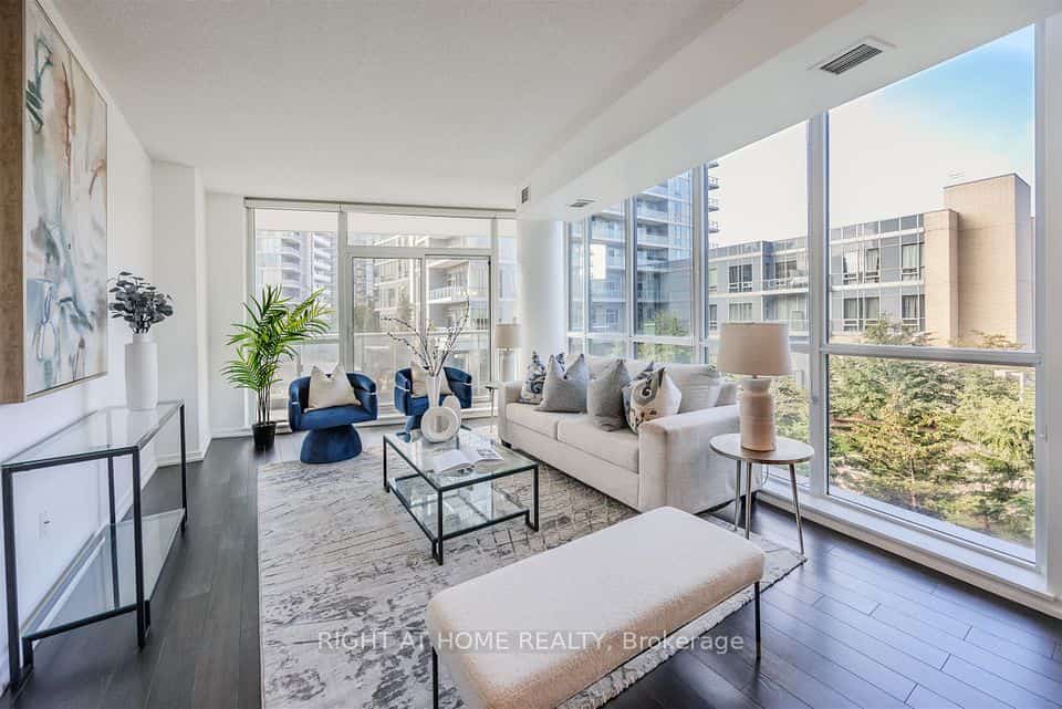 70 Forest Manor Road #206, Toronto, ON M2J 0A9