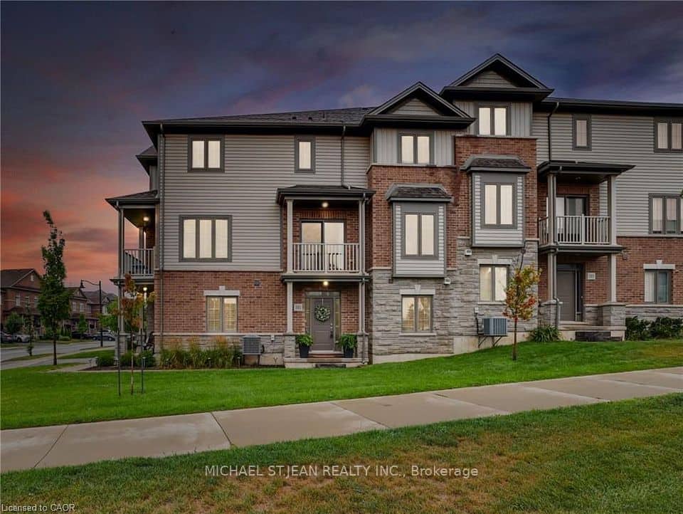 101 Mallard Trail, Hamilton