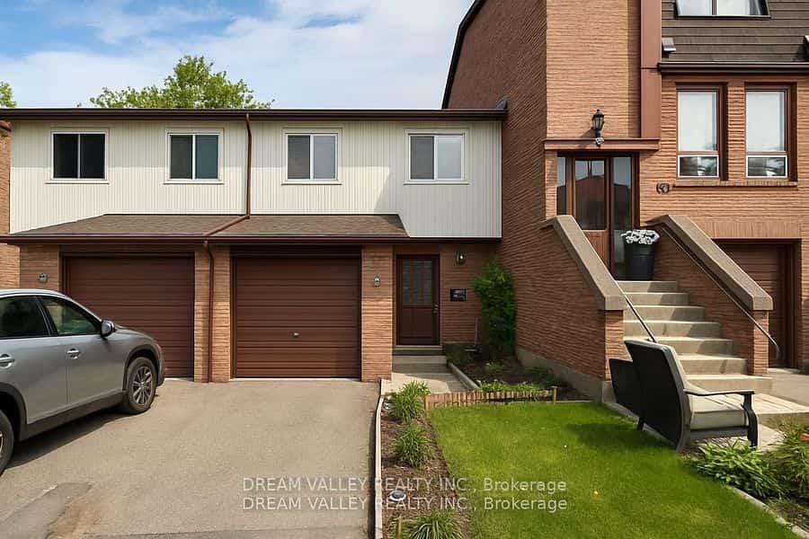 175 Trudelle Street N #61, Toronto, ON M1J 3K5