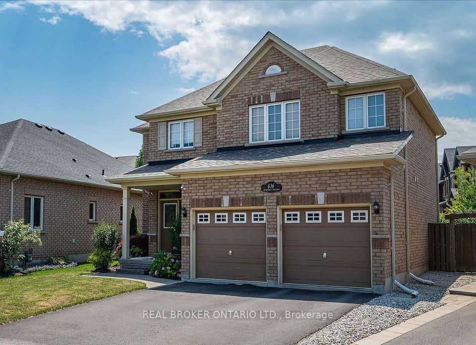 636 Serafini Crescent, Milton, ON L9T 7P1