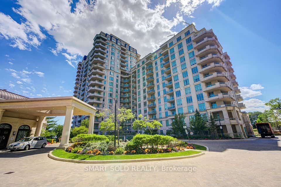 10 Bloorview Place #1514, Toronto, ON M2J 0B1