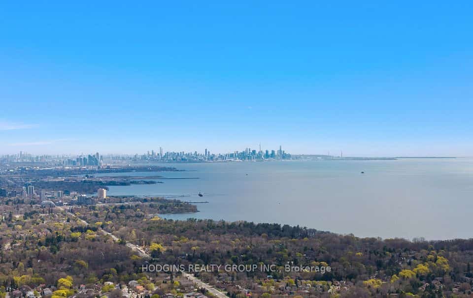 1035 Southdown Road #LPH1801, Mississauga, ON L5J 0A3