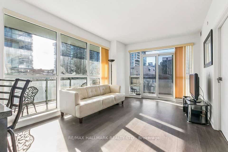 98 Lillian Street #1212, Toronto, ON M4S 0A5