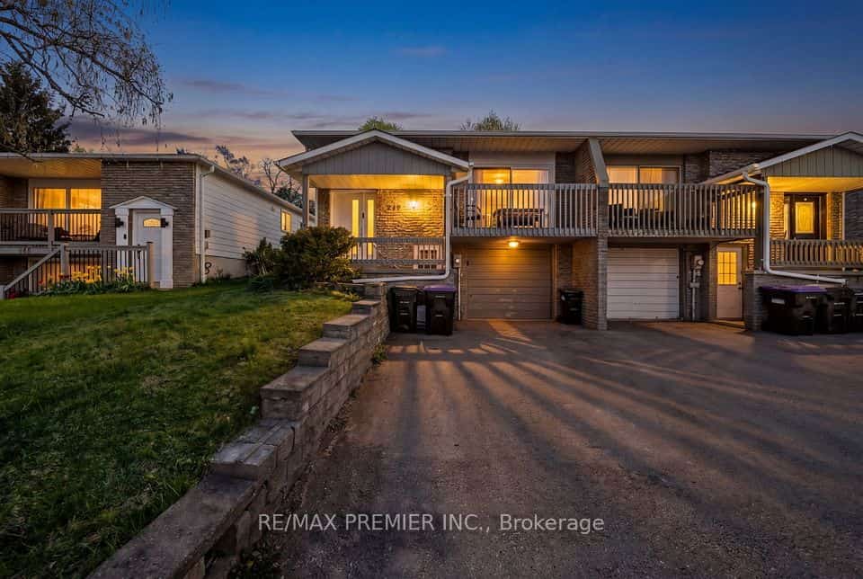 249 Britannia Avenue, Bradford West Gwillimbury, ON L3Z 1A6