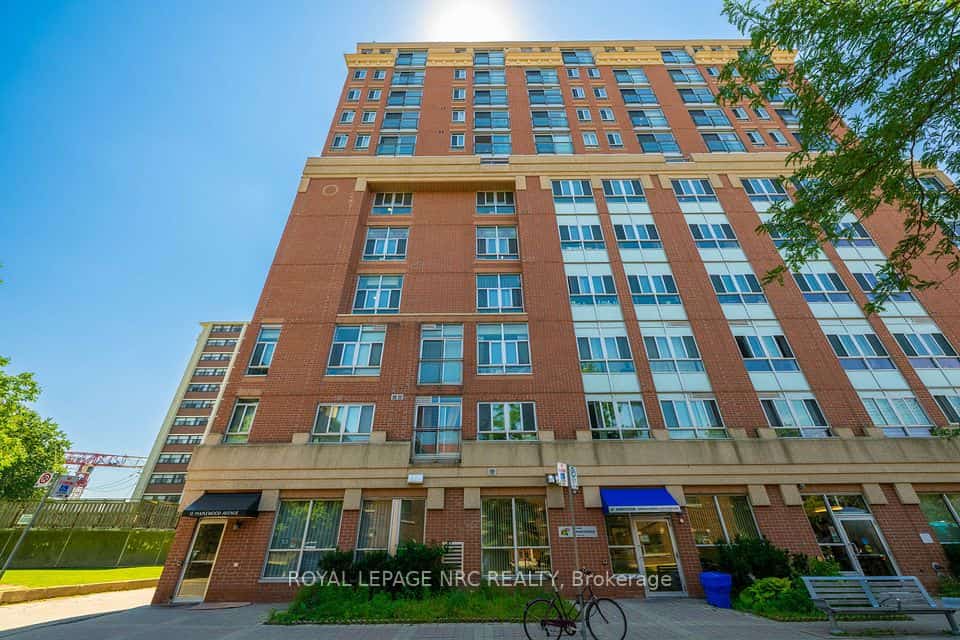 15 Maplewood Avenue #PH6, Toronto, ON M6C 4B4