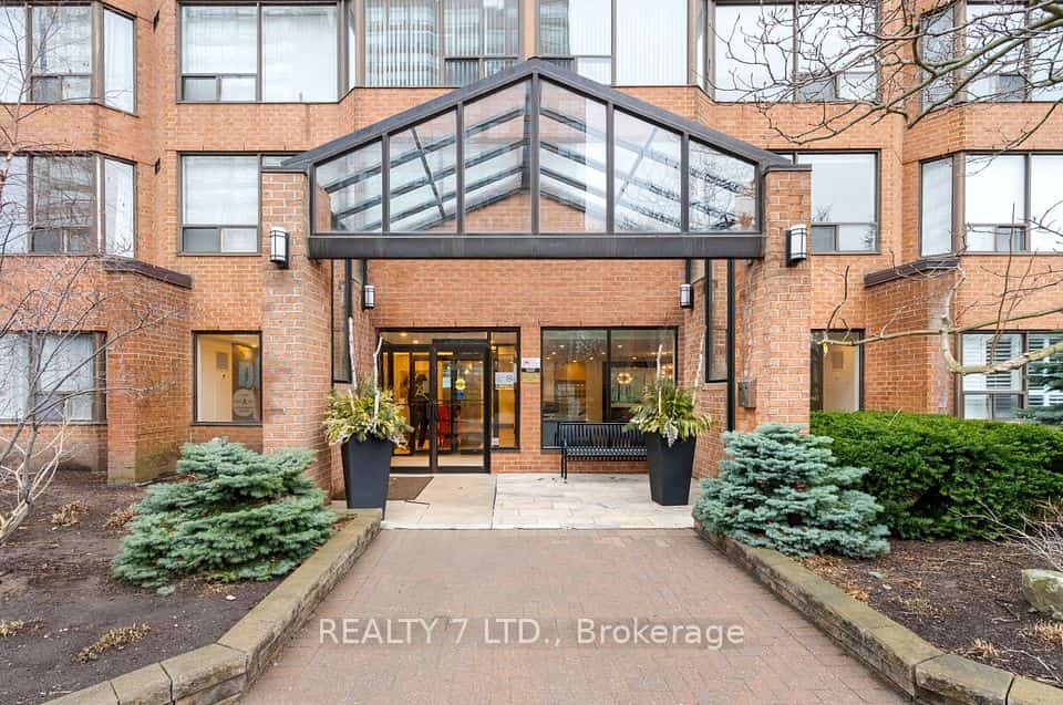 1270 Maple Crossing Boulevard #412, Burlington, ON L7S 2J9