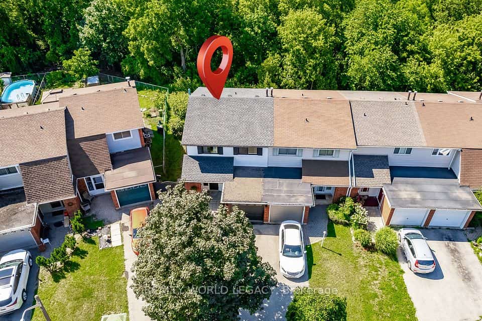 148 St Andrews Drive, Hamilton, ON L8K 6C3