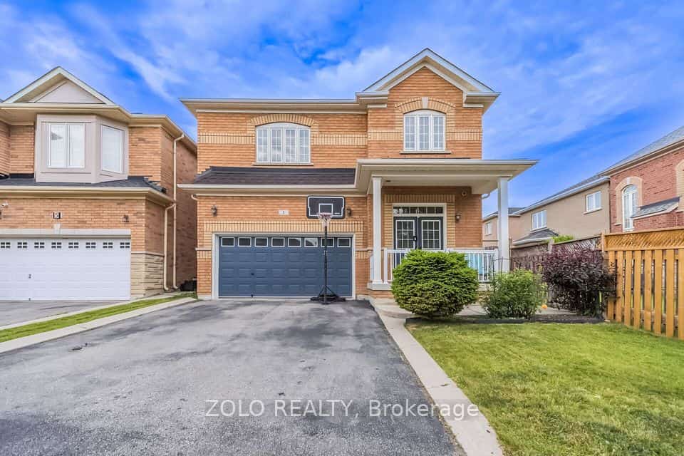 3 Tennant Drive, Brampton, ON L6R 0E5