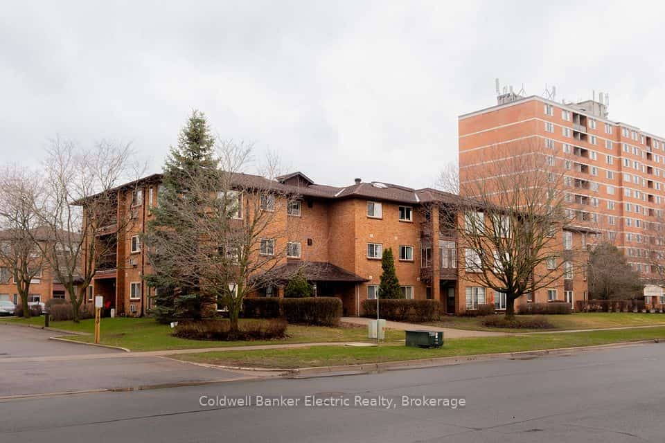 2185 Walker Avenue #105, Peterborough, ON K9L 1T6