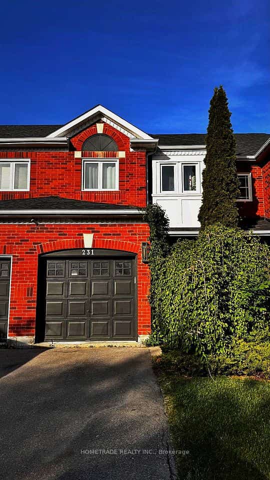 231 Denise Circle, Newmarket, ON L3X 2K2