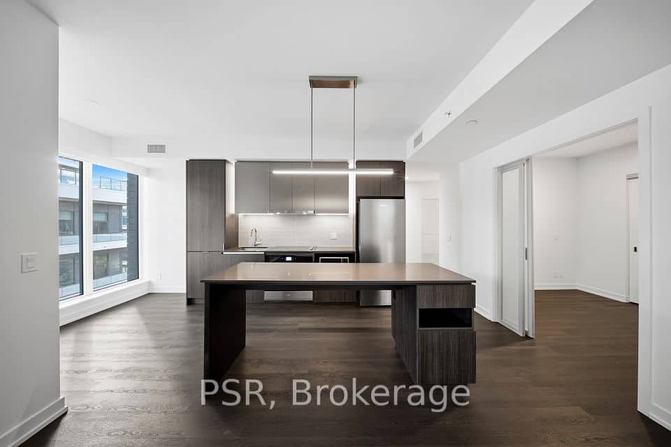 70 Ordnance Street, Toronto