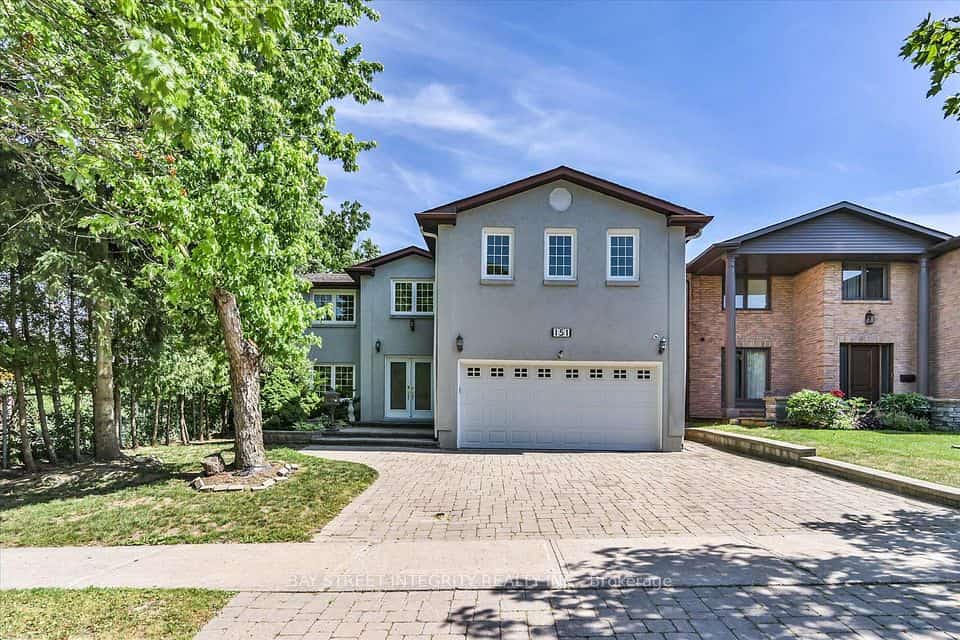 151 Old Surrey Lane, Richmond Hill, ON L4C 6R9