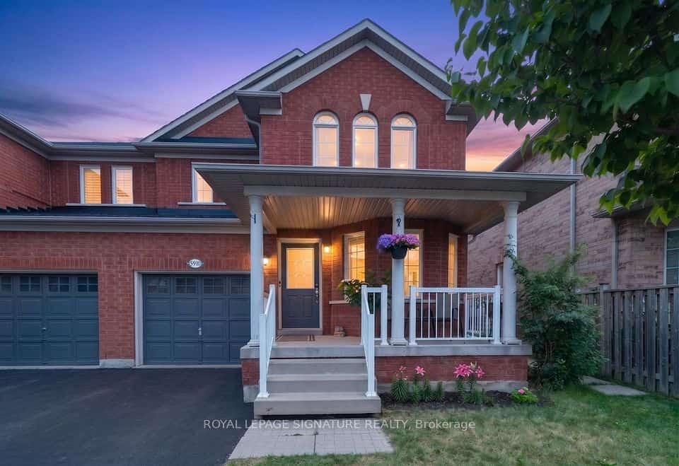 5910 Manzanillo Crescent, Mississauga, ON L5M 6Y6