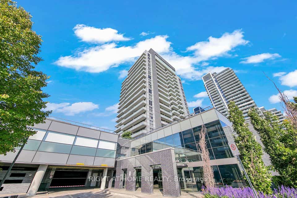 65 Oneida Crescent #903, Richmond Hill, ON L4B 0G9