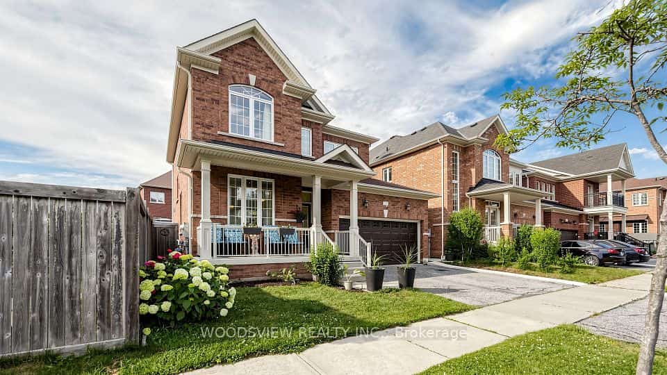 7 Deancrest Road, Brampton, ON L7A 0W2