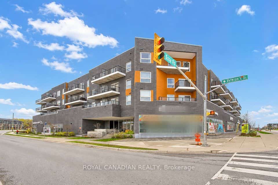 430 ESSA Road #418, Barrie, ON L9J 0M1