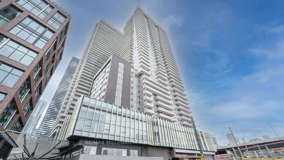 20 Richardson Street #1808, Toronto, ON M5A 0S6