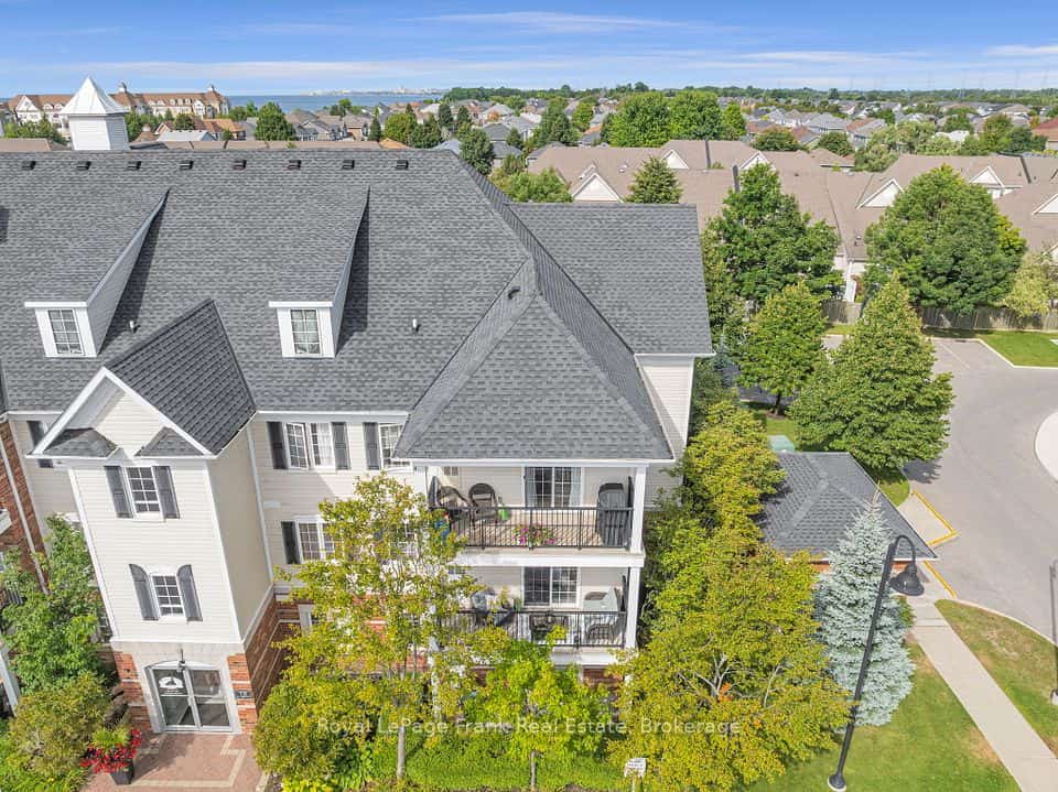 75 Shipway Avenue #301, Clarington, ON L1B 0B8